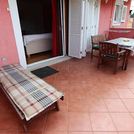 Apartment Suzana *