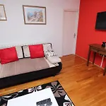 Apartament Suzana *